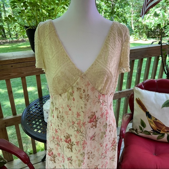 Stunning Vintage BELIEVE Midi Dress, Feminine, Size 16, fully lined. - Picture 3 of 14